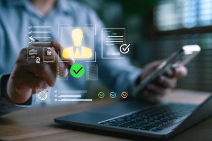 Die Work-ID bietet eine Digitale Vernetzung zwischen Arbeitnehmenden und Unternehmen. Foto: Adobe Stock