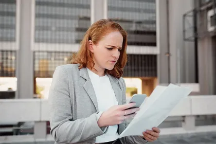 Beim Thema Arbeitszeugnis solltest du deine Rechte kennen. Foto: Adobe Stock